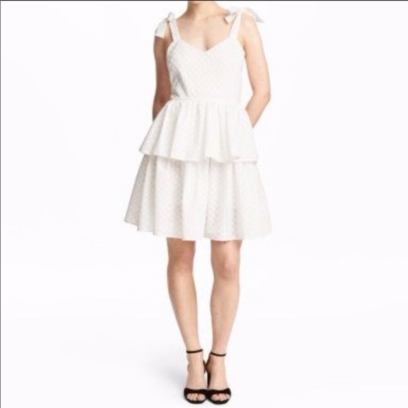 H&M White Eyelet Tiered Dress NWOT - Picture 1 of 5